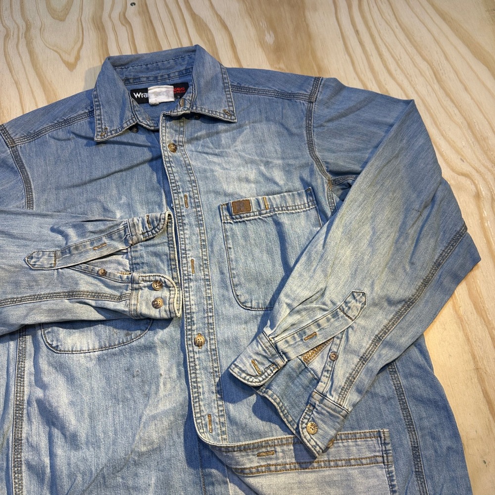 Wrangler RIGGS Workwear Mens Medium Blue Denim Button Down Shirt